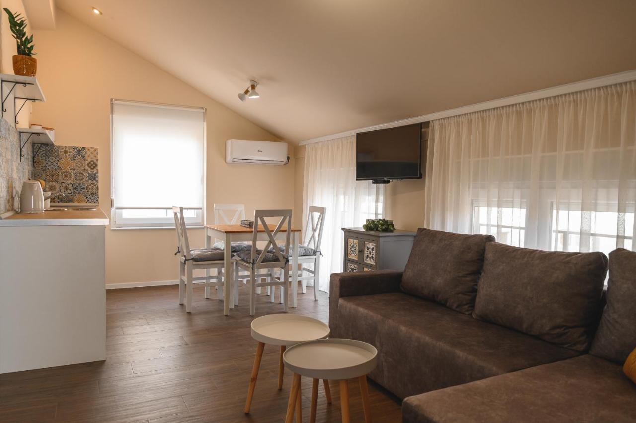 Apartmani Mis Šabac Exterior foto