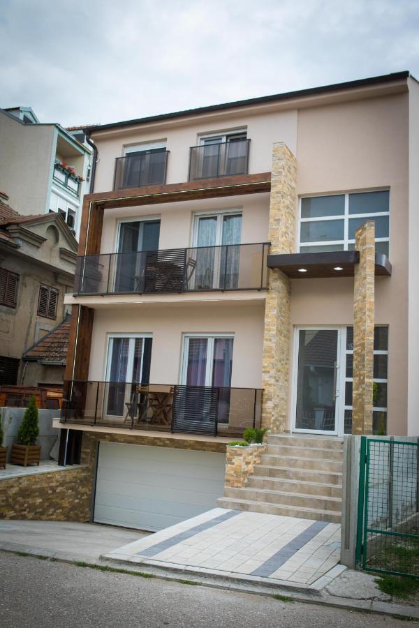 Apartmani Mis Šabac Exterior foto